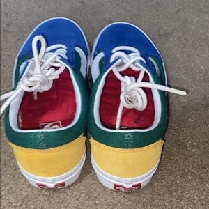 yacht club vans